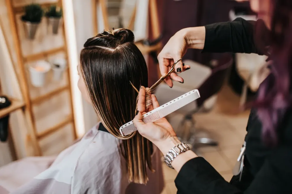 Coiffeuse professionnelle à Bias